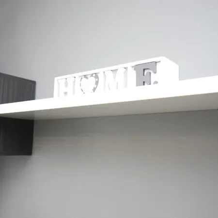 Edimar 9 - Arena Appartement *