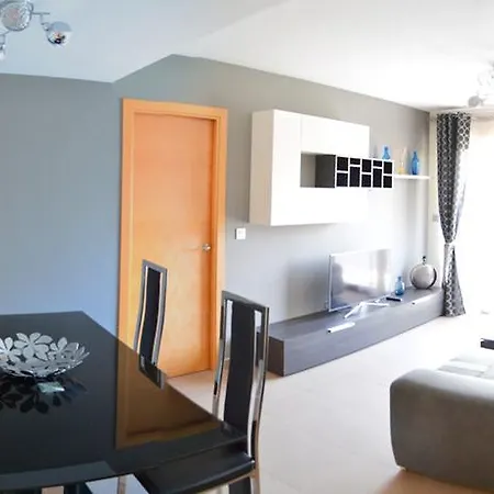 Edimar 9 - Arena Appartement *